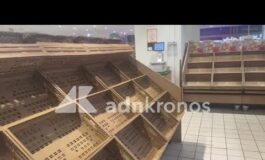 Scaffali vuoti in un supermercato a Palermo gli effetti dello sciopero 265x160