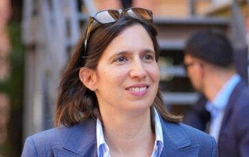Schlein allassemblea Pd Primarie o no mi candido presidente del Consiglio 364x230