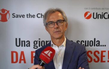 Scuola Gallo Unicredit Bene progetto con Save the Children lavora su tante dimensioni anche territoriali 364x230