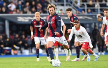 Serie A il Bologna vince 2 1 in rimonta sul Monza Pobega e Bernardeschi su rigore stendono i brianzoli 364x230