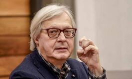 Sgarbi sottoposto a tracheostomia. Il bollettino medico condizioni stabili migliora quadro polmonare 265x160