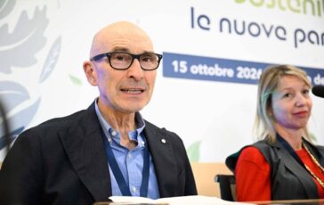 Sirianni Fater Si puo coniugare la sostenibilita ambientale con quella finanziaria 364x230