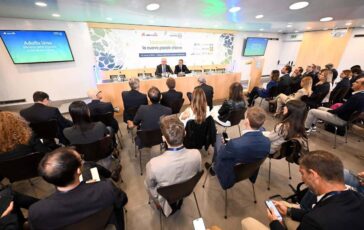Sostenibilita dal Green Deal allauto elettrica le scelte dei consumatori 364x230
