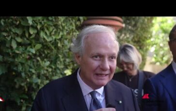 Stefano Lucchini Per la prima volta una presentazione mostra cosa significa fare banca per Intesa 364x230