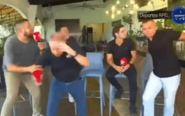 Terremoto Panama paura e fuga in diretta tv per 5 commentantori sportivi Colleghi attenzione IL VIDEO 364x230