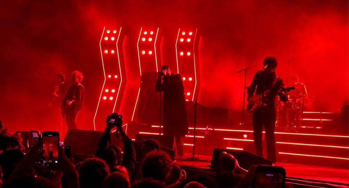 The Strokes, a Bologna anche 'Bella ciao' per una band che non vuole piacere a tutti i costi