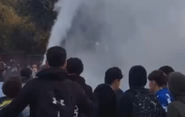 torino travisati danneggiano scuole con spranghe e estintori arrestato minorenne e ferito carabiniere 2