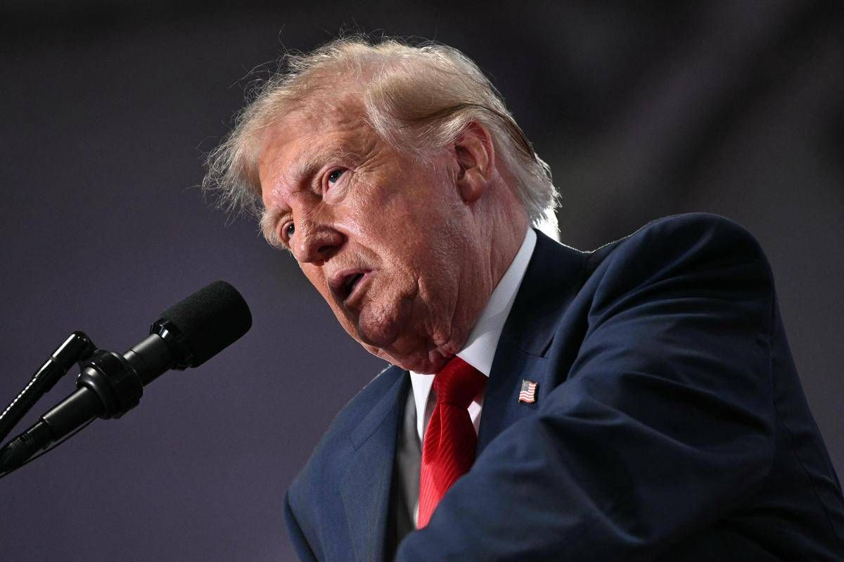 Ucraina, Trump apre a super vertice con Putin e Xi: "E' ora che qualcuno negozi al posto di Zelensky"