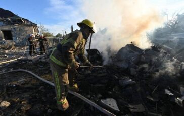 Ucraina attacchi russi su Kharkiv un morto. 22mila persone senza elettricita 364x230