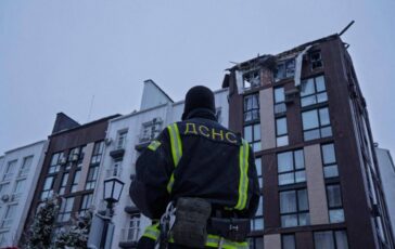 Ucraina nuovo attacco con droni su Kiev Mosca colpisce ponte per rifornimenti militari 364x230