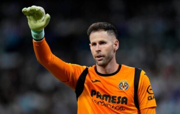 Villarreal rapina a mano armata in casa per Gulacsi salta il Napoli 364x230