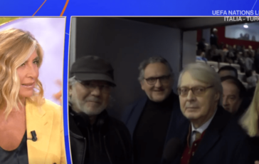 Vittorio Sgarbi ricoverato Myrta Merlino E debolissimo situazione medica molto complicata 364x230