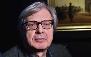 Vittorio Sgarbi trasferito in terapia sub intensiva iniziera la riabilitazione respiratoria 364x230