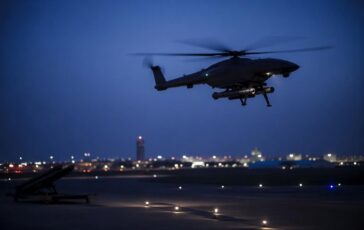 Attacchi con droni e missili houthi contro Riad e impianti di Aramco