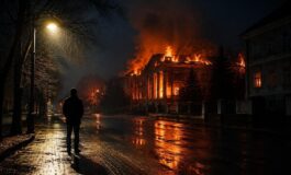 Attacco con droni in Ucraina: morti a Korotych e incendio a Kremenchuk
