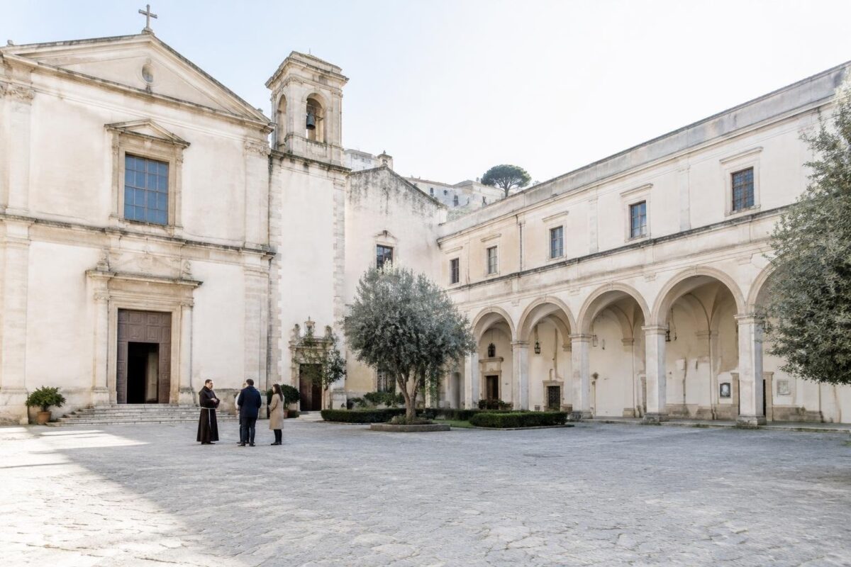 Destra sociale: incontro di Futuro Nazionale nel Monastero Vincenziano