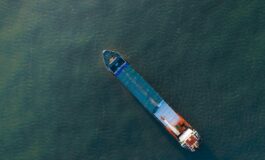 Droni colpiscono mercantili nel Mar Nero, due navi distrutte