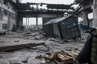 Droni ucraini colpiscono Belgorod e Perm: 3 vittime e centinaia di danni