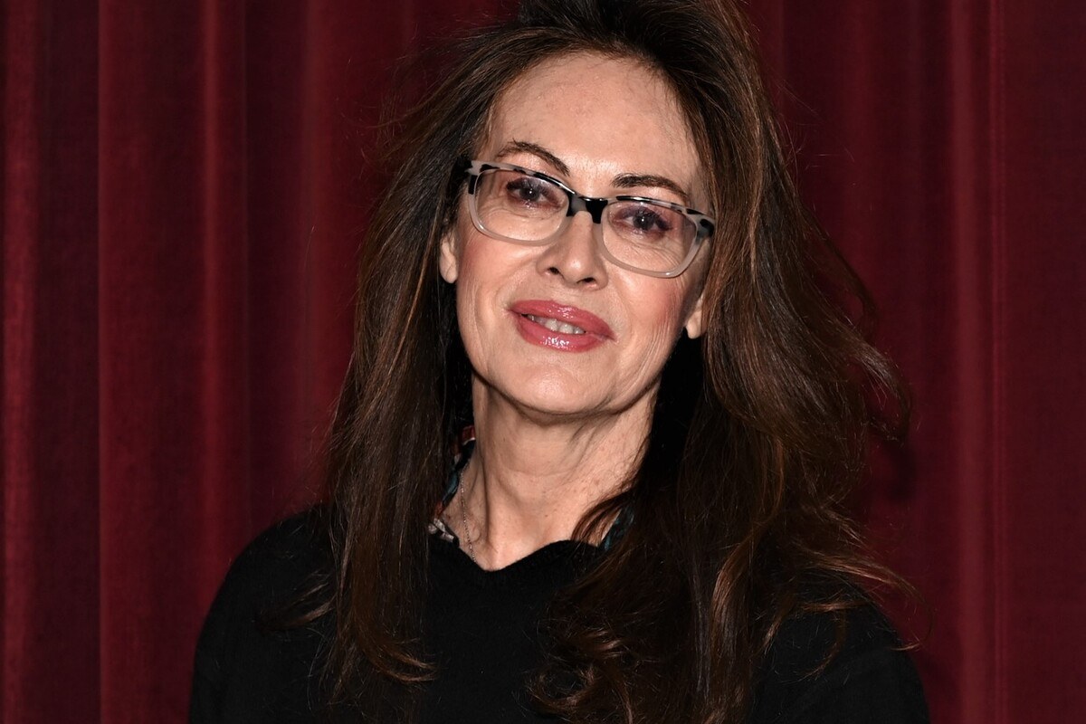 Elena Sofia Ricci riapre la polemica sugli orari Rai della prima serata: "Mancanza di rispetto"