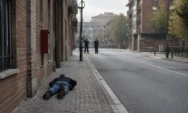 Fakir, asfissia e cocaina: il ruolo della compressione dei poliziotti