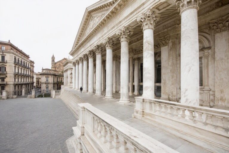 Forza Italia spinge al rinnovo: Armao e le dimissioni di Schifani