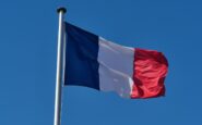 Francia a fuoco: Macron ammette il fallimento