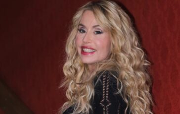 Valeria Marini vuole lasciare il GF Vip