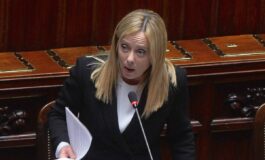 Giorgia Meloni parla durante un Question Time alla Camera dei Deputati