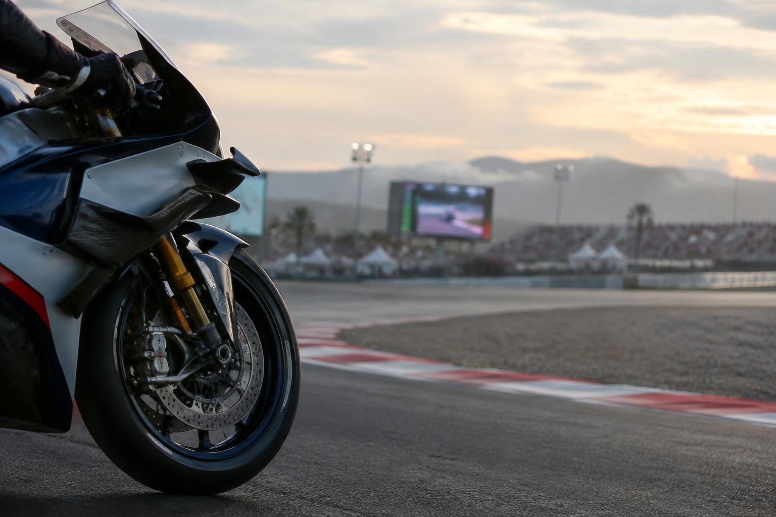 GP Indonesia MotoGP 2026: vittoria Bezzecchi e scontro con Fernandez