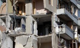 Edificio residenziale distrutto da un missile a Dnipro, Ucraina, gennaio 2023