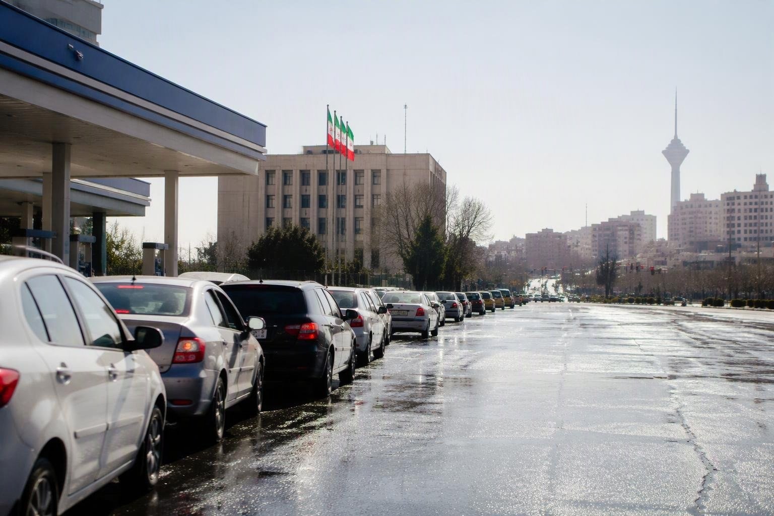 Il ministro del Petrolio iraniano lascia il ruolo, Hamid Bord prende il posto