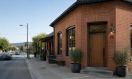 Il nuovo bar di Gianni Sperti a Sava, “Ventidue”, e il suo ritorno in TV