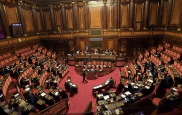 L'attrice firma il ricorso