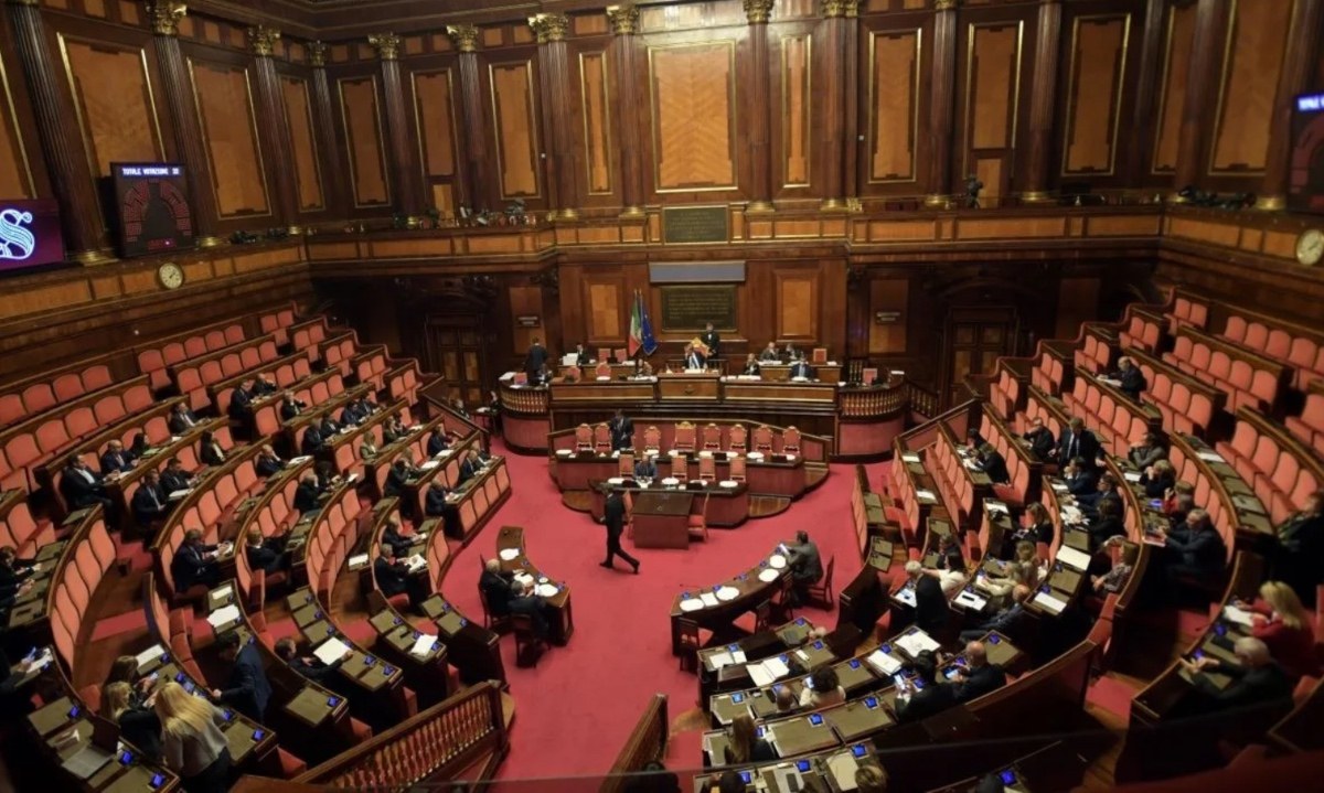 Legge elettorale, la famosa attrice firma i ricordi: "Fegato alla veneta senza la retina"