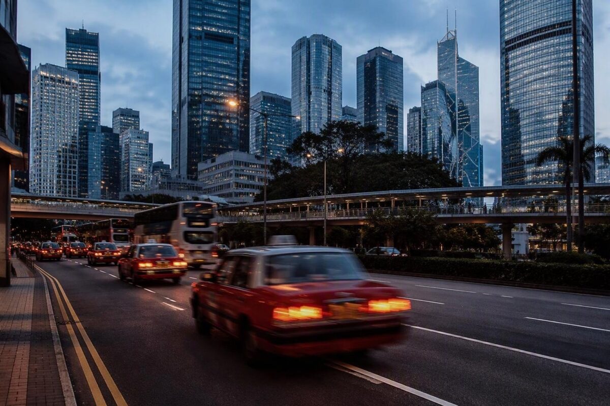 Asiatische Märkte steigen, Shein sinkt: die Gründe