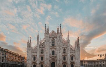 Virale lo sfogo clamoroso di un ragazzo dopo le violenze a Milano