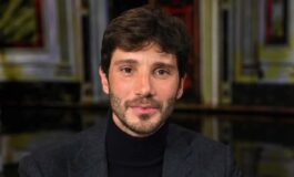 Stefano De Martino chiede aiuto ai carabinieri