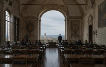 Pd, Schlein-Conte e le primarie: il dibattito a Montepulciano