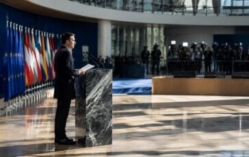 Premier: le sanzioni restano lo strumento principale di deterrenza