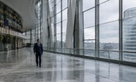 Pressione di Big Tech: l’UE rivede legge IA, acceleratore e Starlink