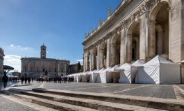 Protesta universitaria a Montecitorio: il governo atteso rimane assente