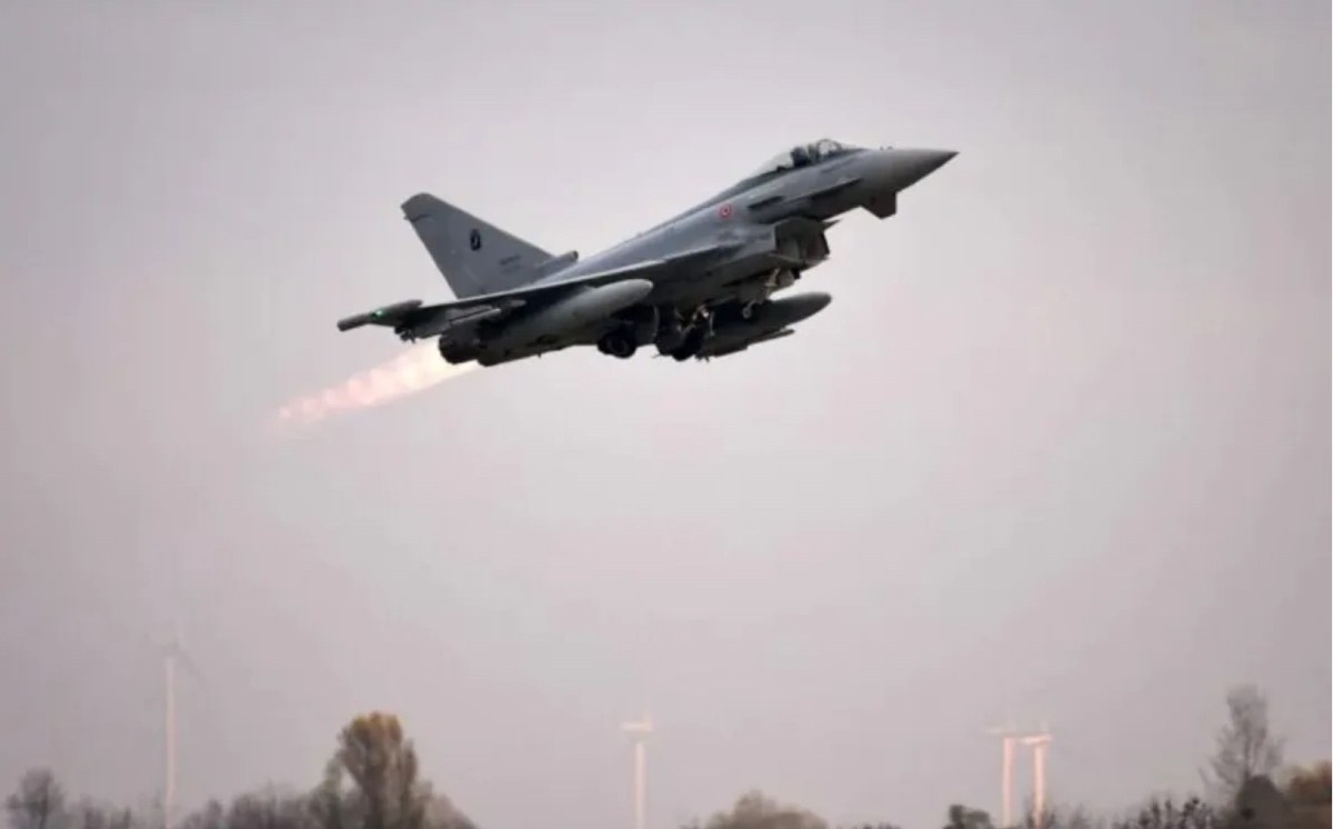 Russia, attacco con droni a San Pietroburgo: segnalati disservizi e blackout