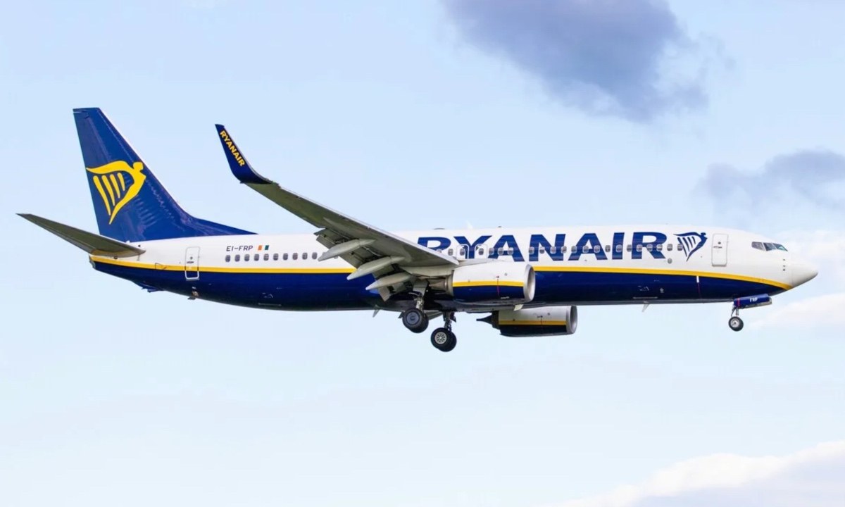 Ryanair cancella i voli da 13 aeroporti europei: ecco quali sono e le date degli stop