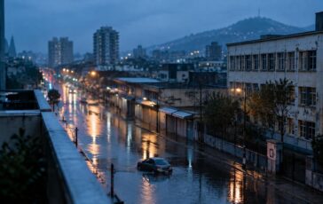 Santiago sotto acqua: case, scuole e veicoli spazzati dalle piogge
