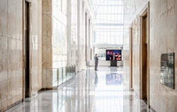 Spot governativi finanziati da Trump: propaganda a spese pubbliche