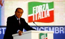 tentata estorsione silvio berlusconi