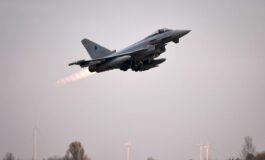 aereo militare precipita