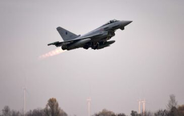 aereo militare precipita
