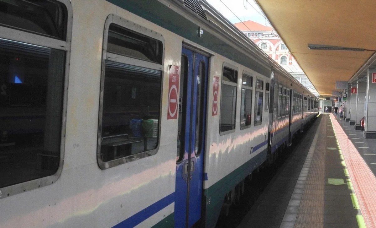 Trastevere, dramma in stazione: uomo travolto da un treno
