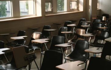 Farmaci nelle borracce dei compagni di classe a Treviso